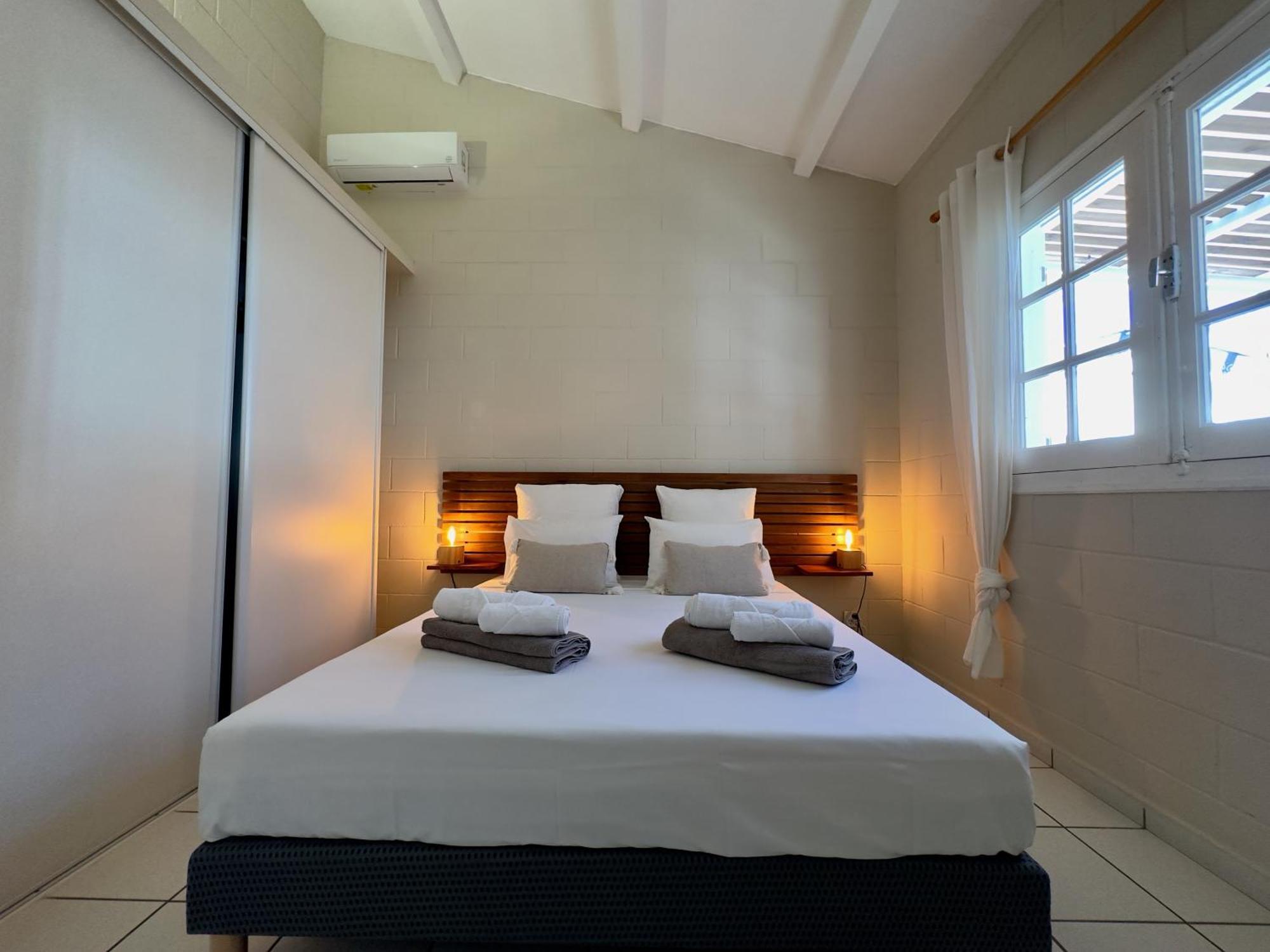Maldives - Villa Avec Piscine En Plein Coeur De L Hermitage แซ็งต์-จีลส์-เลส์-แบ็งส์ ภายนอก รูปภาพ