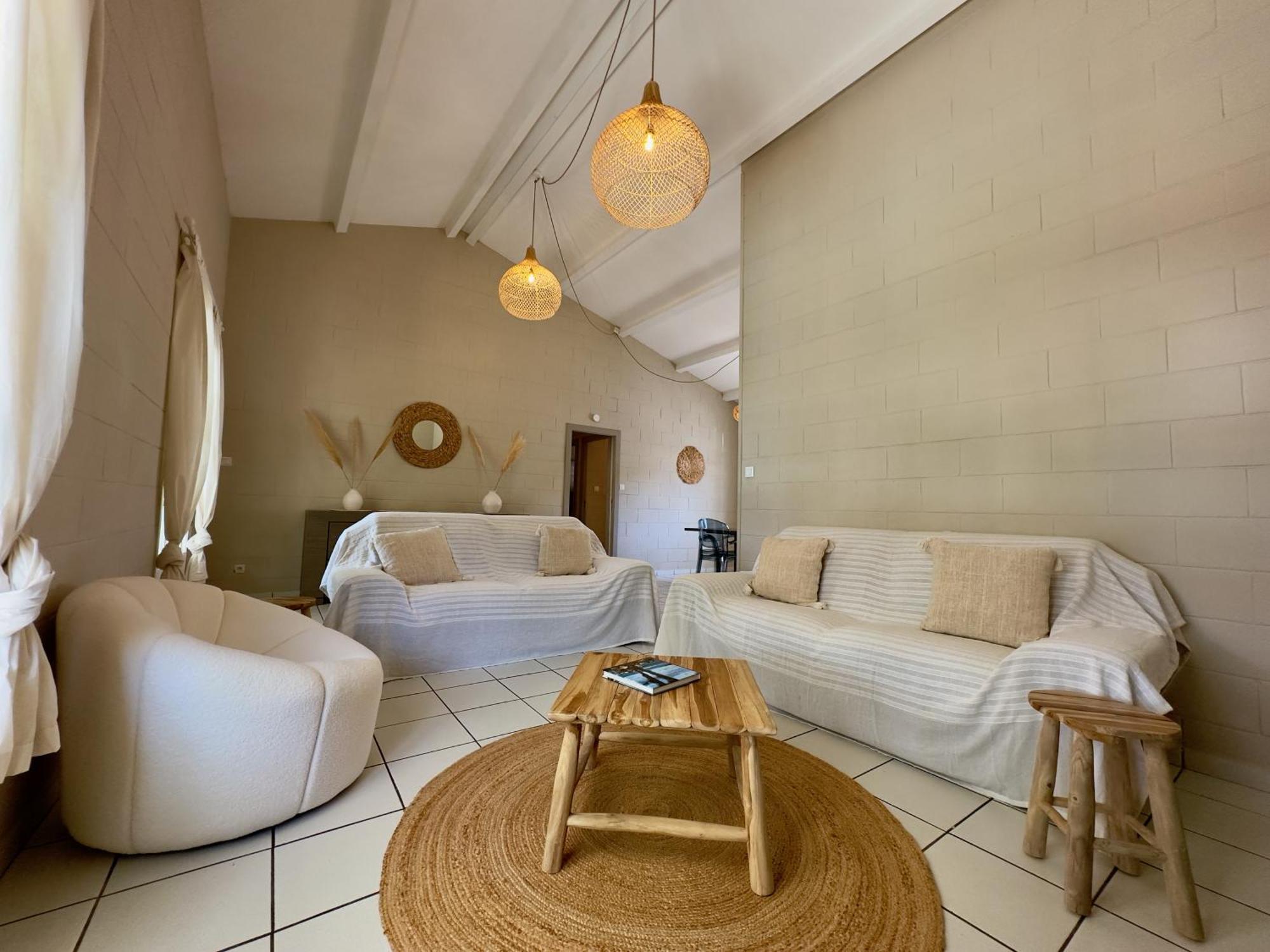 Maldives - Villa Avec Piscine En Plein Coeur De L Hermitage แซ็งต์-จีลส์-เลส์-แบ็งส์ ภายนอก รูปภาพ
